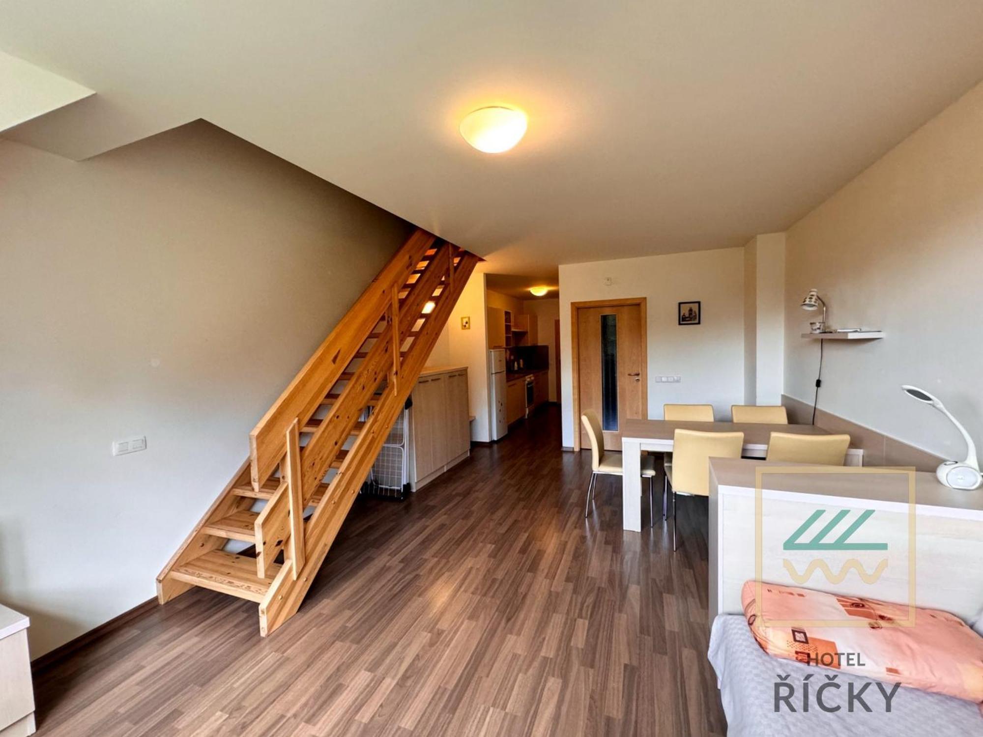 Apartmany Pod Zakletym - Hotel Ricky Bagian luar foto