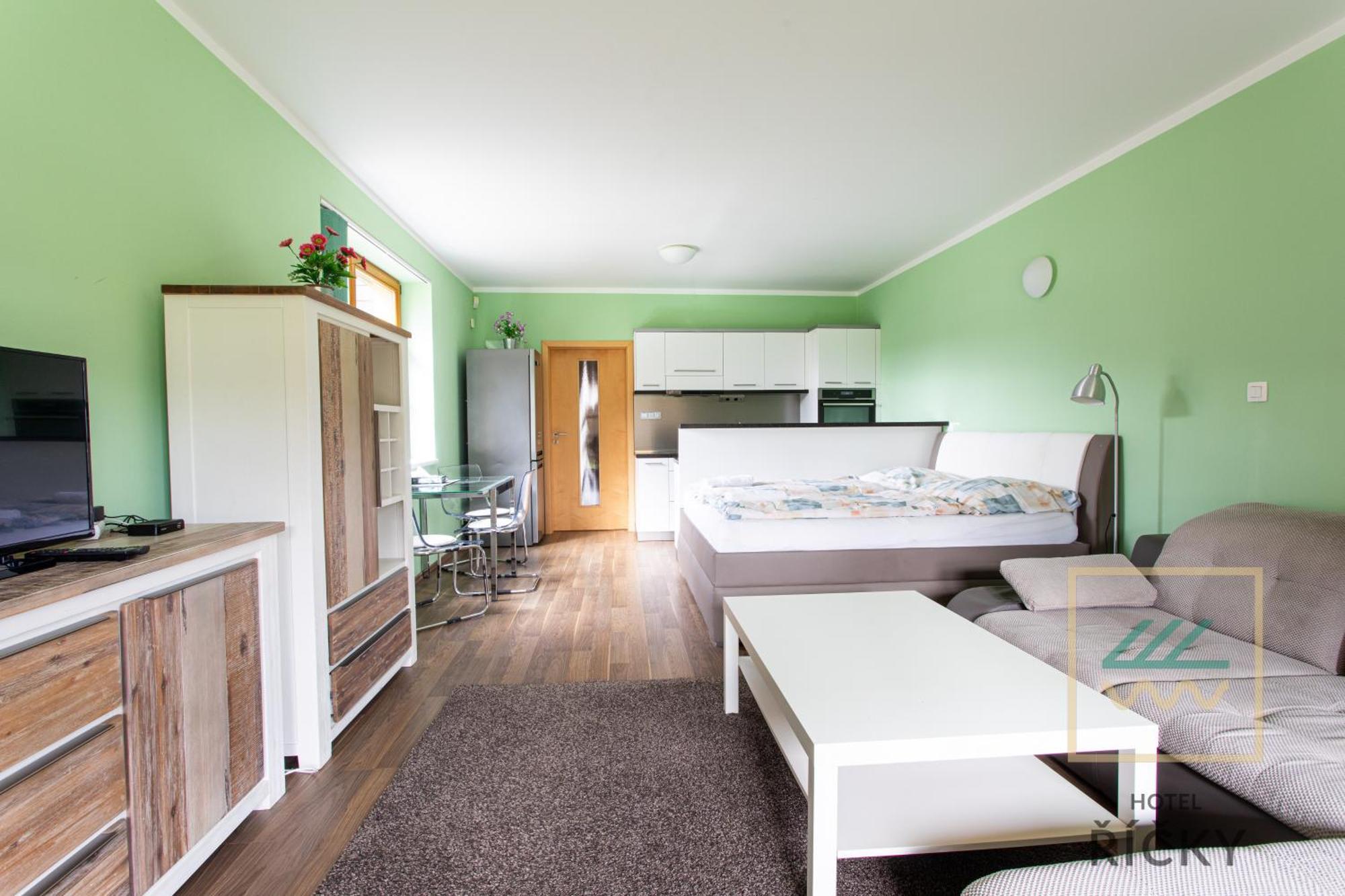 Apartmany Pod Zakletym - Hotel Ricky Bagian luar foto