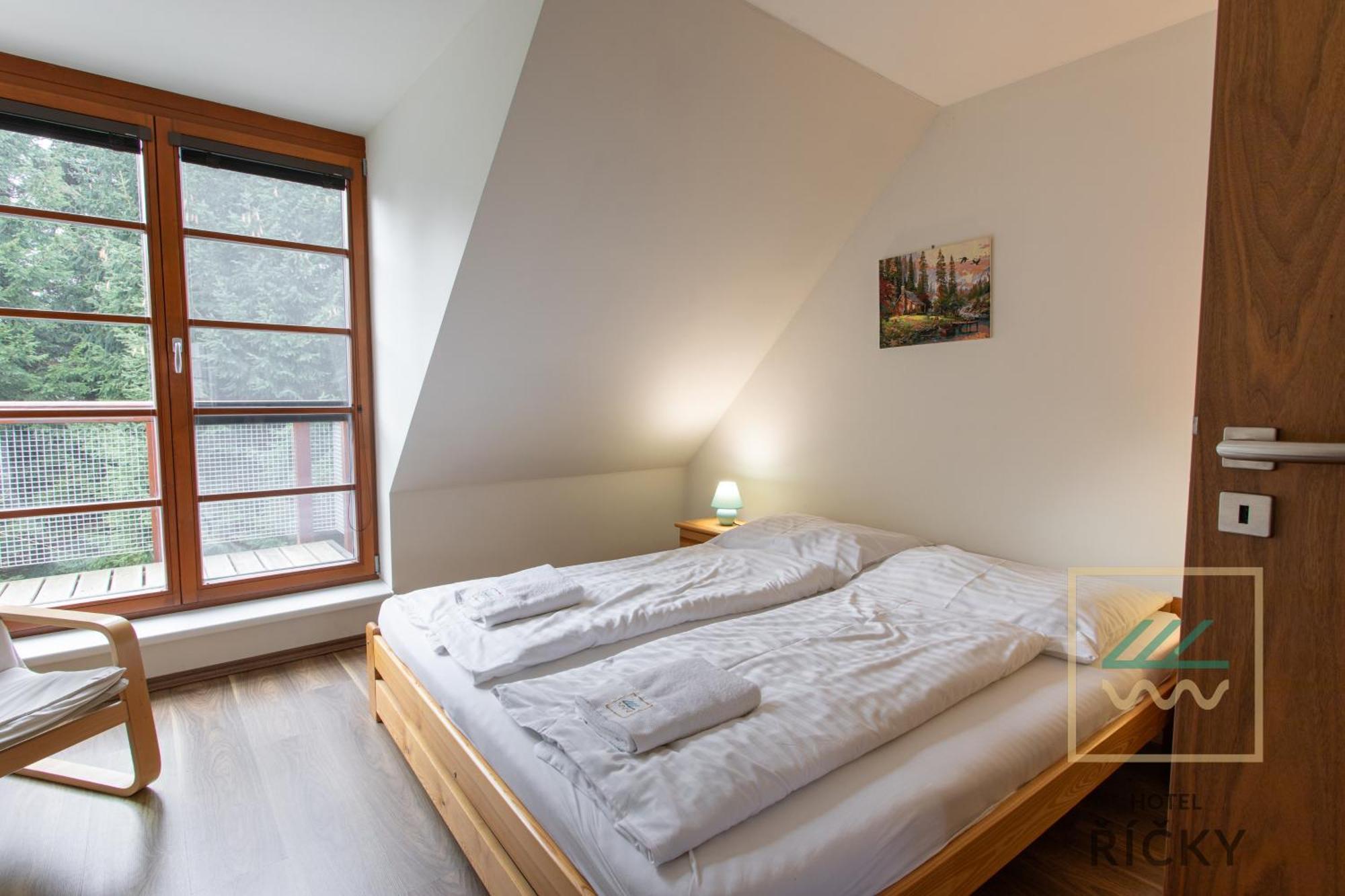Apartmany Pod Zakletym - Hotel Ricky Bagian luar foto