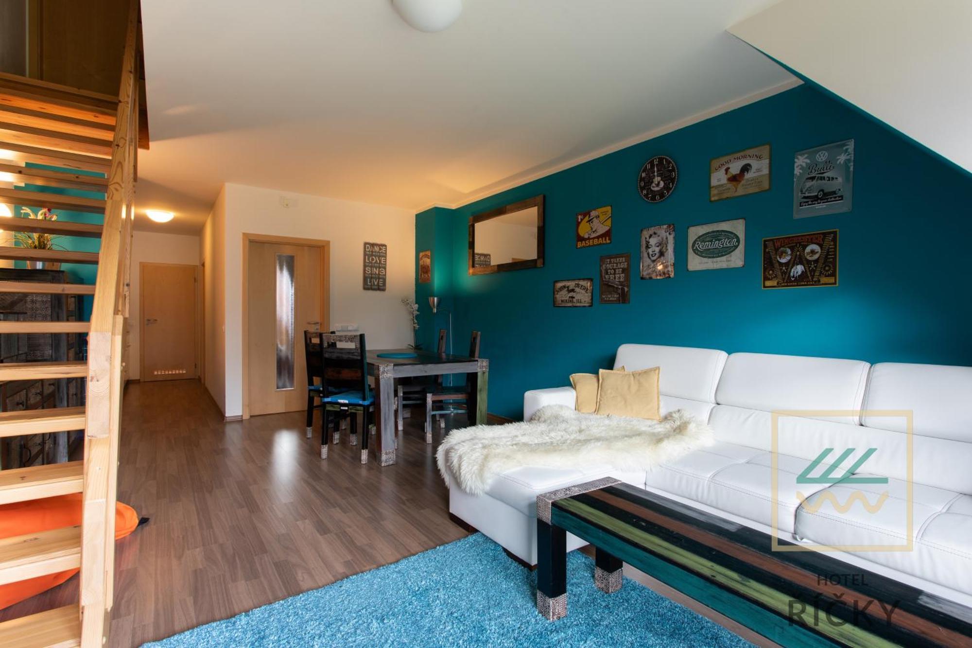 Apartmany Pod Zakletym - Hotel Ricky Bagian luar foto