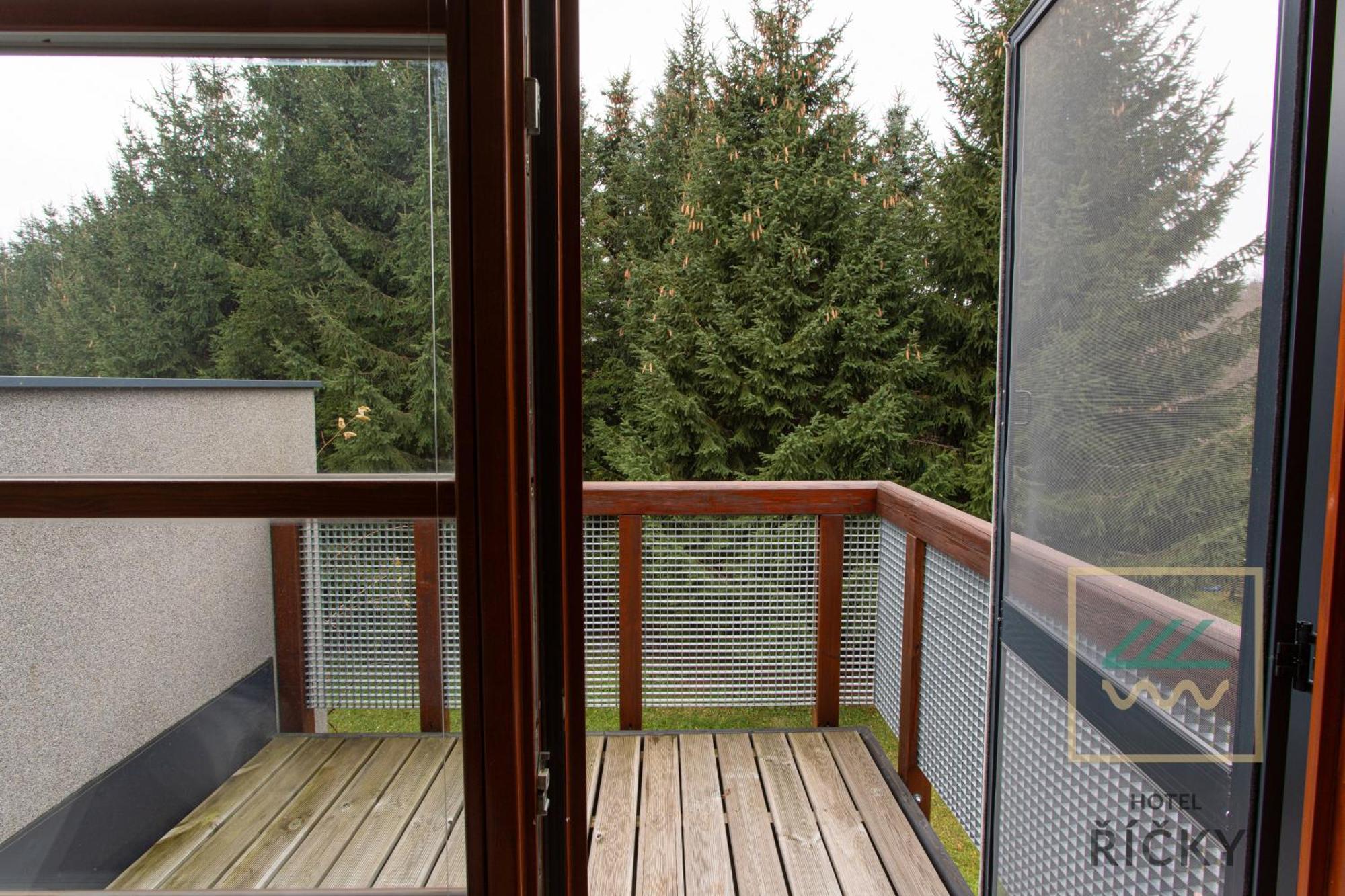 Apartmany Pod Zakletym - Hotel Ricky Bagian luar foto
